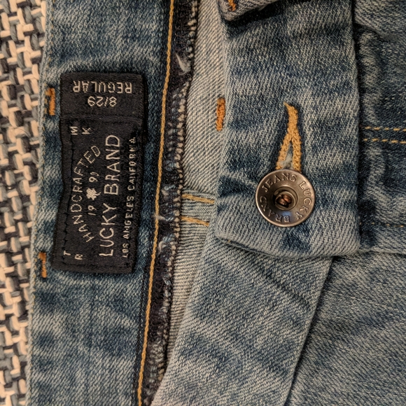 Lucky Brand Jeans - Sweet Jeans Straight - 8/29 - Classics! - Picture 3 of 11